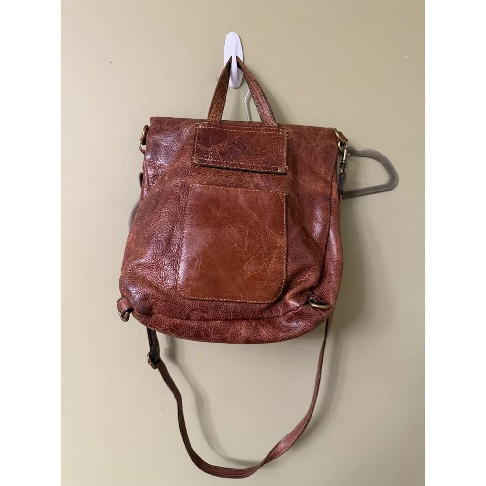 Patricia Nash Luzille Leather Convertible Backpack Crossbody Bag Distressed
